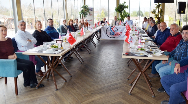 Egeumut doktorları 14 Mart Tıp Bayramında buluştu
