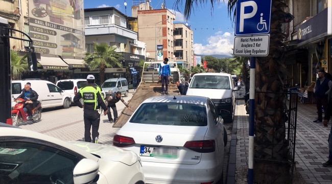 Engelli otopark ihlalini vatandaş affetmedi  
