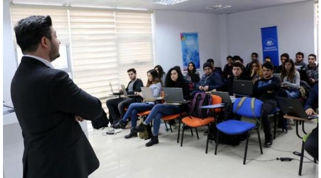 Turgutlu’da öğrenciler, 'Startup 18' ile yazılımın sırlarını öğrenecek