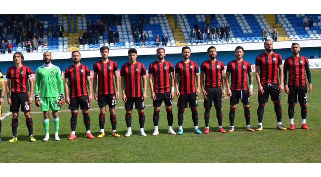 Turgutluspor zorlu Ankara Demirspor sınavında