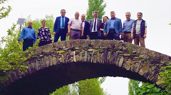 Turgutlu’nun turizm değeri Çıkrıkçı Köprüsü ilgi bekliyor