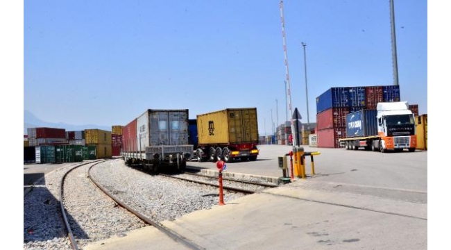 Demiryolu taşımacılığıyla karbon salınımı yüzde 75 azalıyor