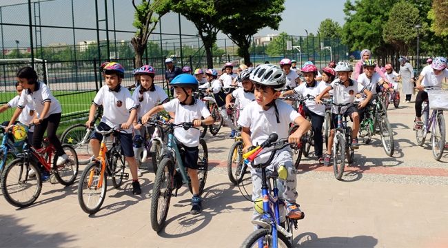 ‘Sağlıkla dönen minik pedallar’