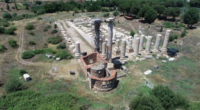 İncil'de geçen kutsal kiliselerden 3'ü Manisa'da