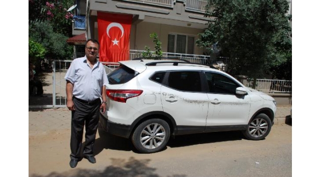 İYİ Parti ilçe başkanı ve yardımcısının otomobiline zarar verildi iddiası