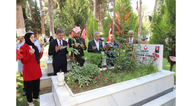 Şehitlerimiz dualarla anıldı