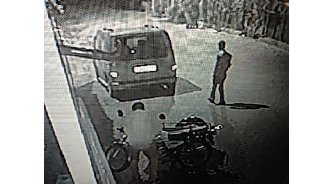Motosiklet hırsızlığı kamerada