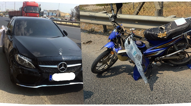 Otomobilin çarptığı motosiklet sürücüsü yaralandı