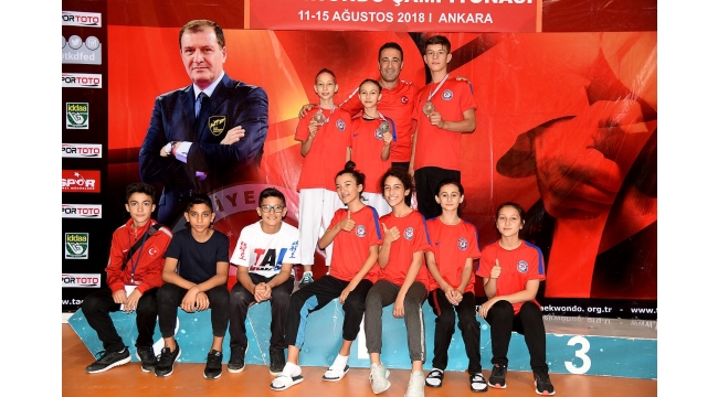 Turgutlulu 4 tekvandocu milli takım seçmelerinde