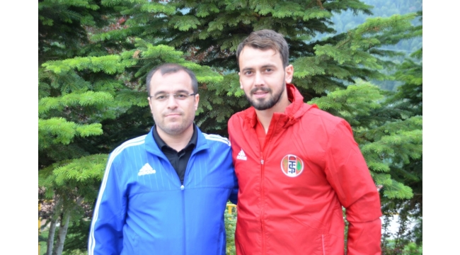 Turgutluspor Melih'i kadrosuna kattı