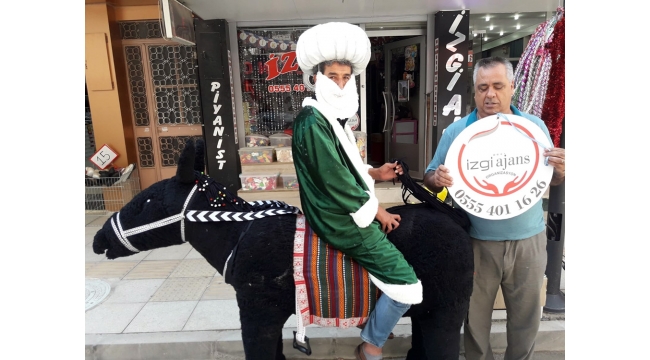 İzgi Ajans’ta Nasrettin Hoca eşeği maketi ilgi çekiyor