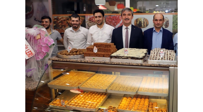 Liva Unlu Mamulleri ve Kafe yenilenen konseptiyle hizmette