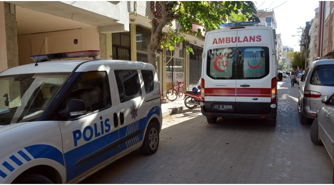 Evinde yaşamına son verdi