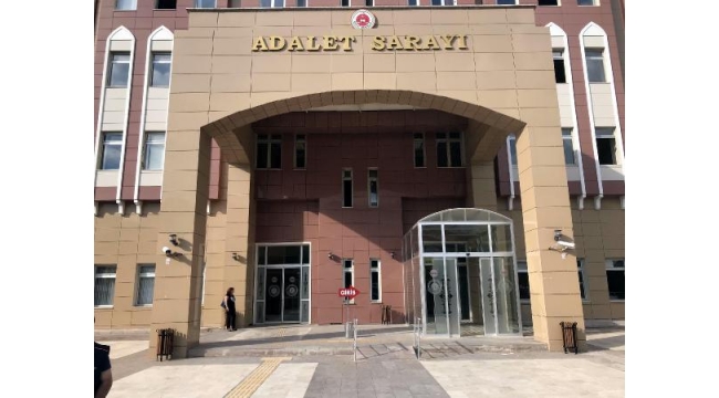 Kışladaki gıda zehirlenmesi davasında su analiz raporları sunuldu