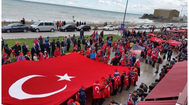 Turdak'la Atatürk ve İstiklal Yolu'nda yürümek