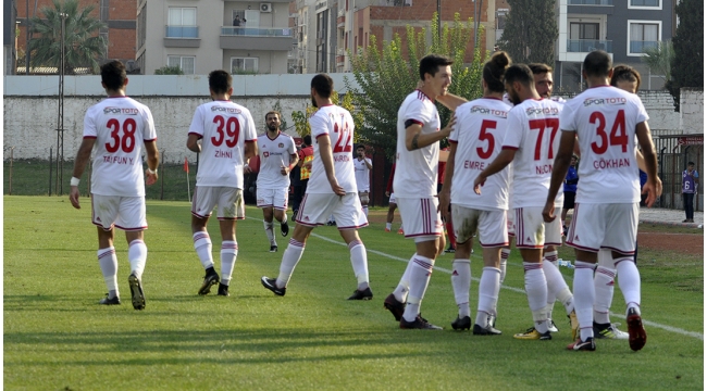 Turgutluspor Gölcükspor önünde