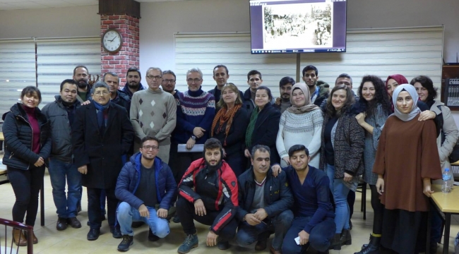 Turgutlu'nun ilk fotoğrafçısı kursiyerlere anlatıldı