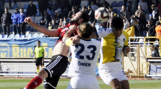 Turgutluspor derbide Buca'yı farklı geçti: 0-3