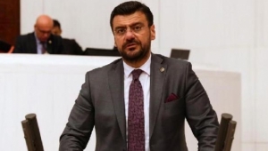 İYİ Parti'nin Manisa'daki tek vekili Akkal, partisinden istifa etti