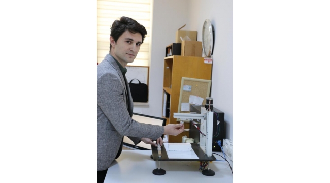 Omurilik travmalarını elektronik ortamda test edecek cihaz üretti