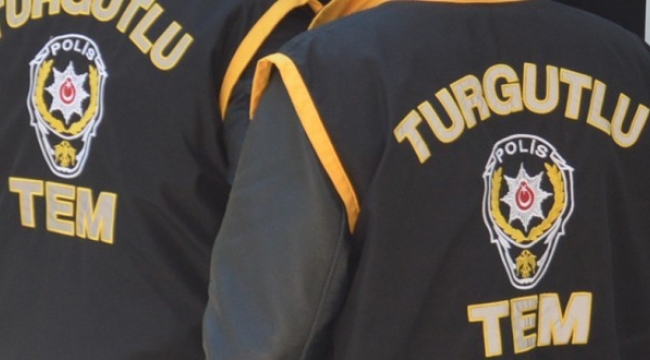 Turgutlu’da FETÖ operasyonu: 4 şüpheliden 1’i tutuklandı