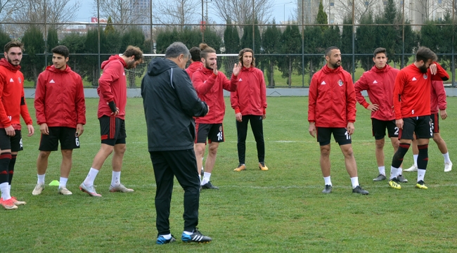 Turgutluspor 3 puan peşinde