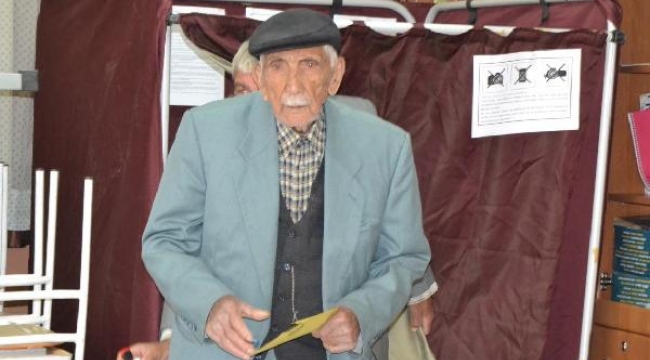 'Dedelerin dedesi' de oyunu kullandı