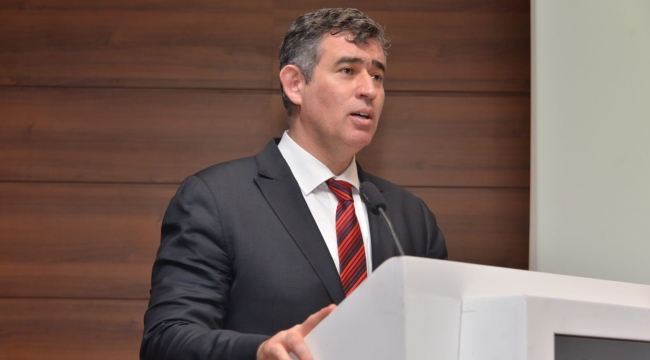 Feyzioğlu: Barolar ve avukatlar işçinin yanında