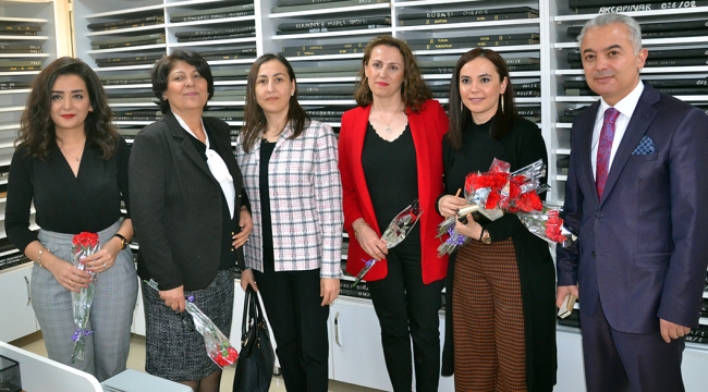 Kaymakam Turan, eşinin ve çalışan kadınların, gününü kutladı