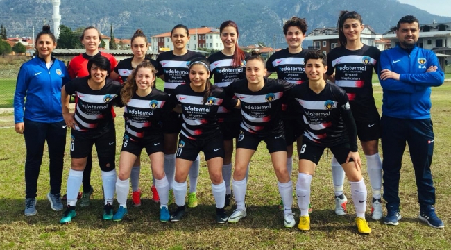 Turgutlu Belediyespor kadın futbol takımı bir üst turda!