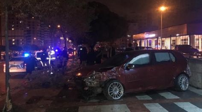Kaza yapan sürücü, otomobili bırakıp kaçtı