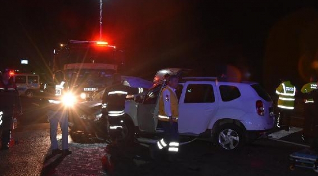 Otomobille cip çarpıştı: 1 ölü 6 yaralı