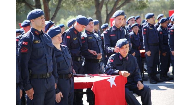 65 engelli, 1 gün için asker oldu
