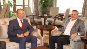 Başkan Akın'dan Vali Deniz'e ziyaret