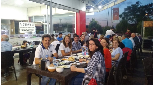 ZİRVE Ailesi iftarda buluştu