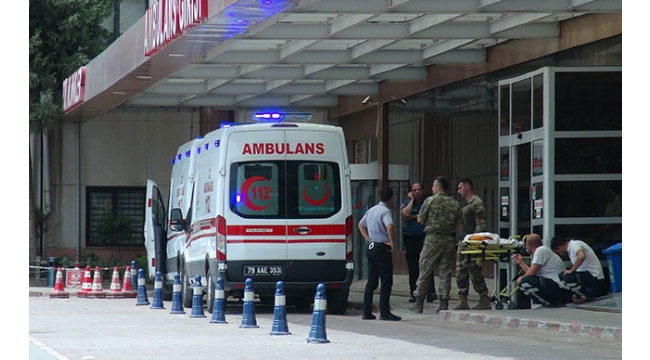 Azez'de TSK üssüne saldırı: 1 şehit, 5 yaralı