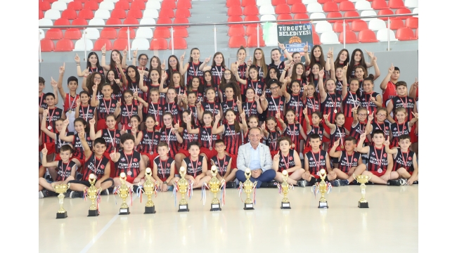 Belediyespor’un basketbol takımları doludizgin