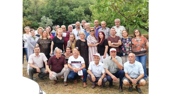 Yıllar sonra buluştular, aşevine bağış yaptılar