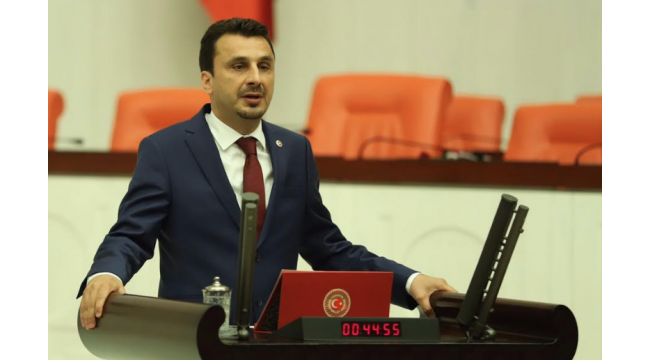 Başevirgen: 'Tarikatlara ve cemaatlere verecek gencimiz yok'