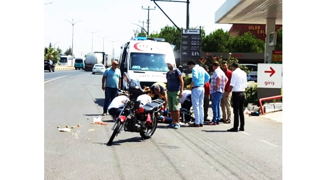 Otomobil ile motosiklet çarpıştı: 2 yaralı