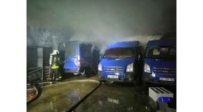 Sigara deposunda yangın