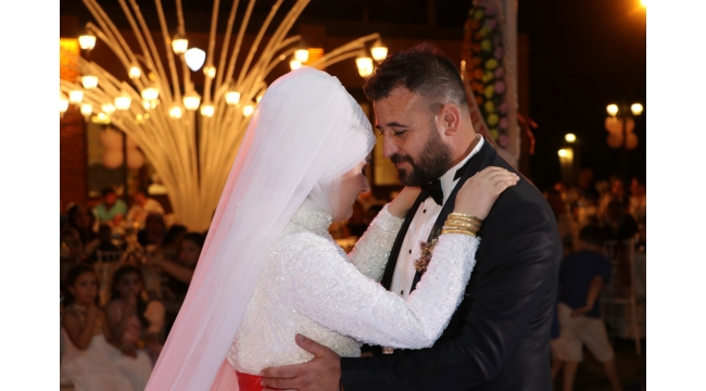 Sinan ile Sevgi mutluluğa 'evet' dedi