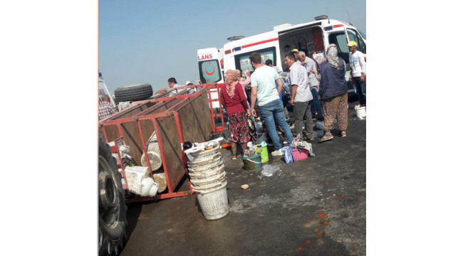 Tarım işçileri kaza yaptı: 11 yaralı (Yeniden)