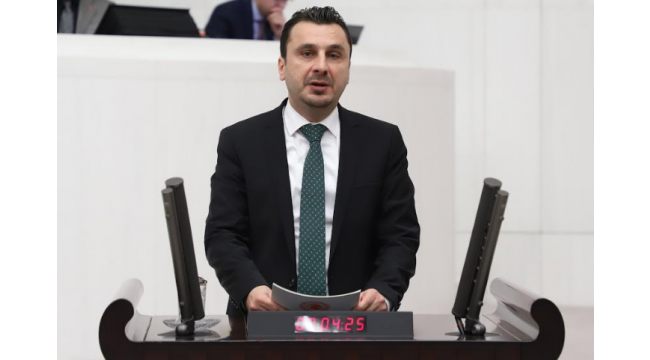 Başevirgen, Pakdemirli'ye sordu: "Devlet olarak çiftçinin yanında olmanız gerekmiyor mu?"
