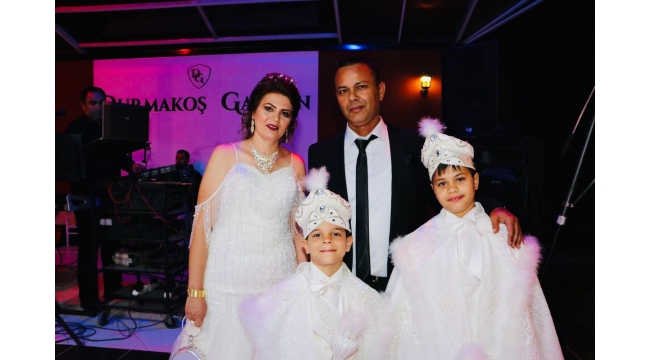 Orhan Ailesinin Mutlu Günü