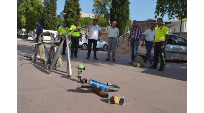 Yüksek ses çıkaran egzoz takılı araçlara denetim