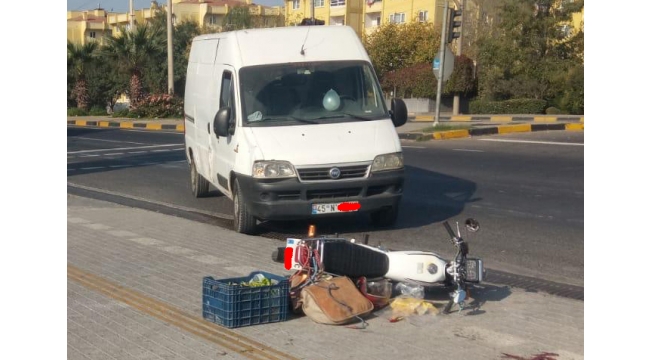 Kamyonetle çarpışan motosikletin sürücüsü yaralandı