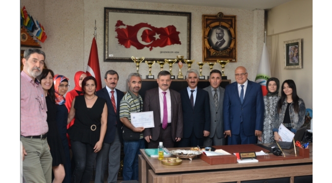 Kursu bitirip, iş sahibi oldular