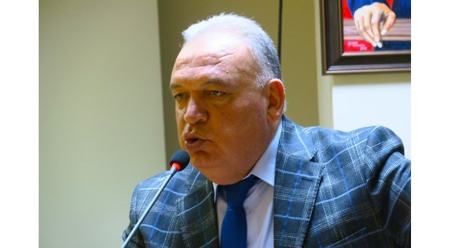 TUTSO 800 öğrenciyi giydirdi