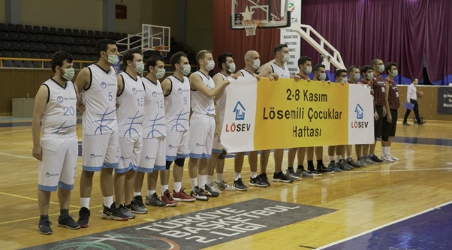 Gediz Elektrik Basketbol Takımı Lösemili Çocuklar için Maske Takarak Farkındalık Yarattı